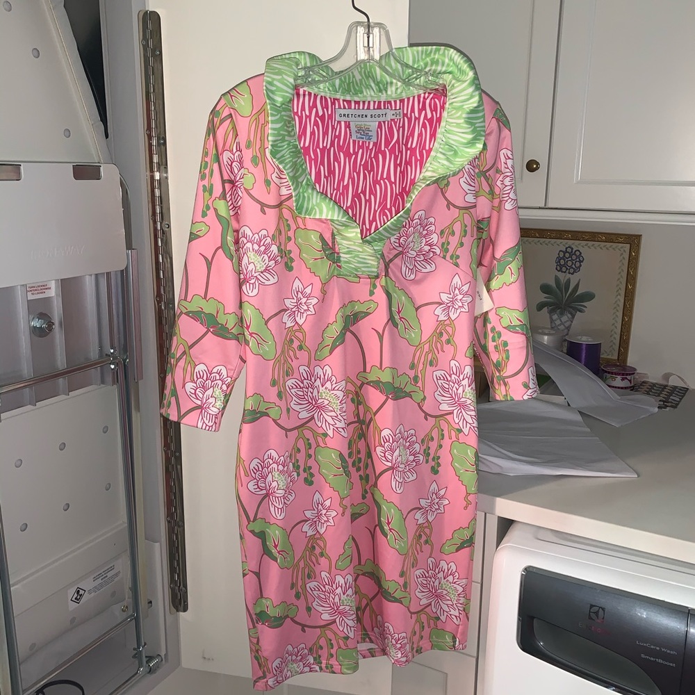 NWT Gretchen Scott ruffle neck jersey dress